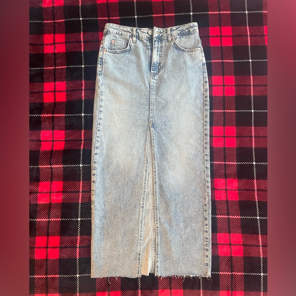 Stradivarius denim skirt